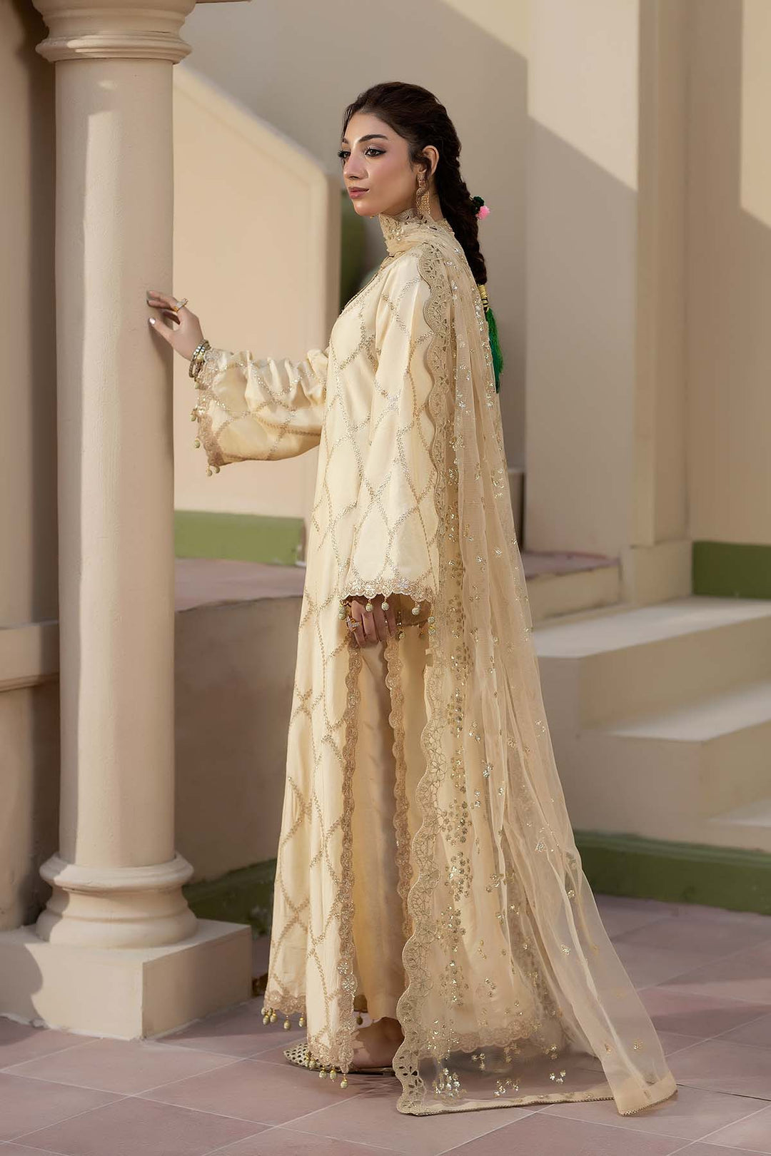 Maryams Noor-E-Safa HRI-8597 Style — Mairaz Three-Piece Suit