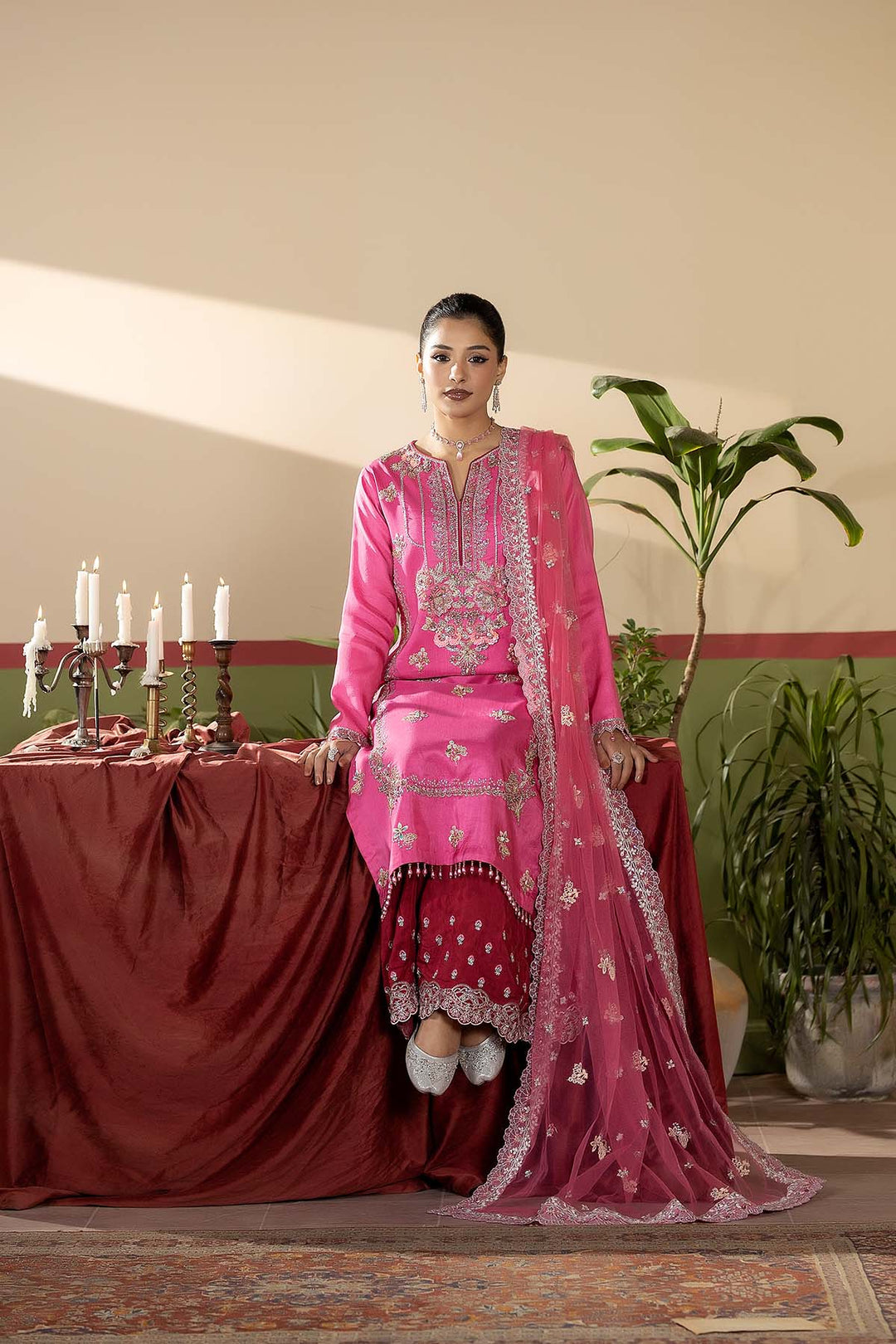 Maryams Gul-E-Rang HRI-8592 Style — Mairaz Three-Piece Suit
