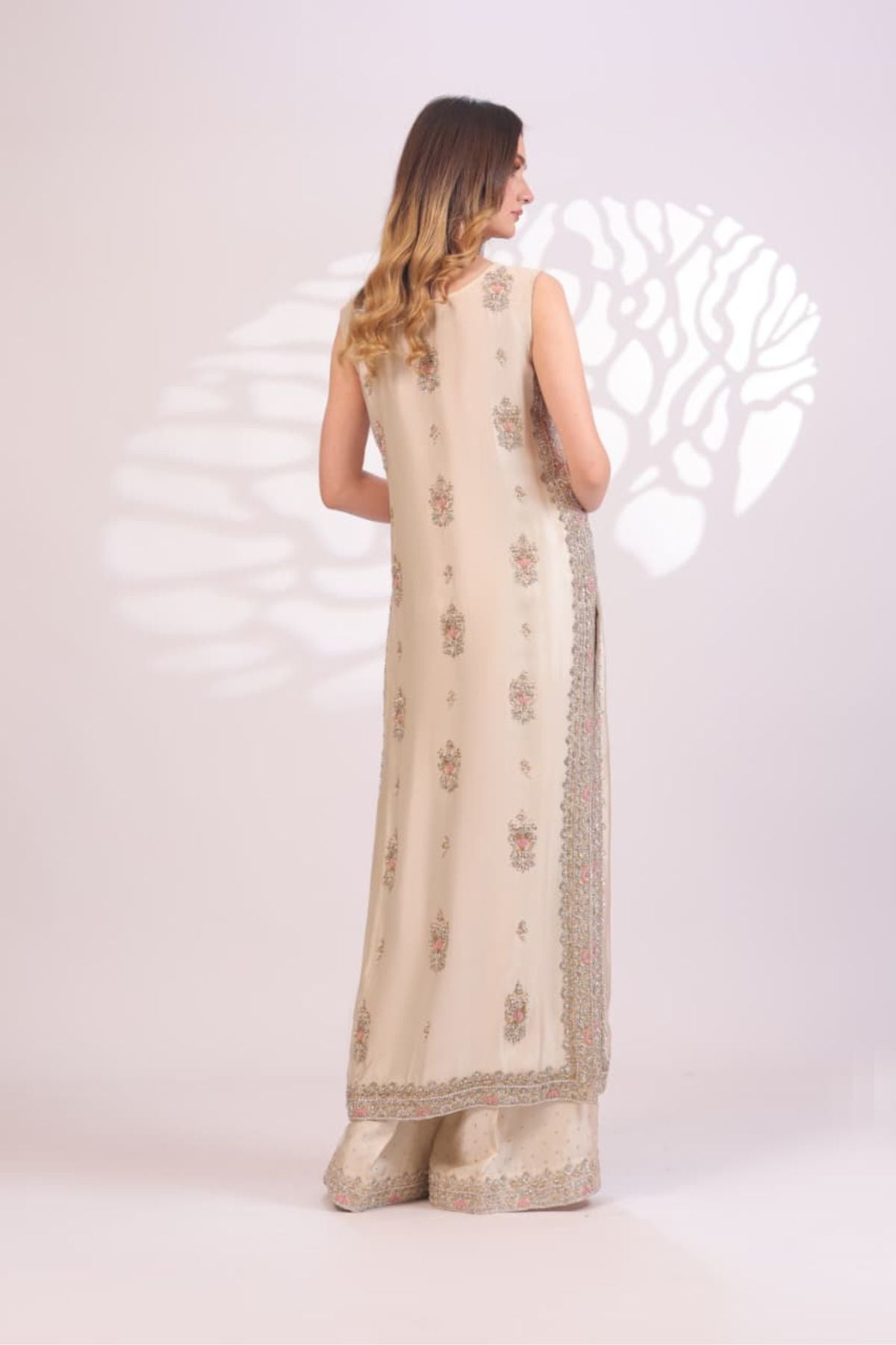 Ivory Bloom reference image 4