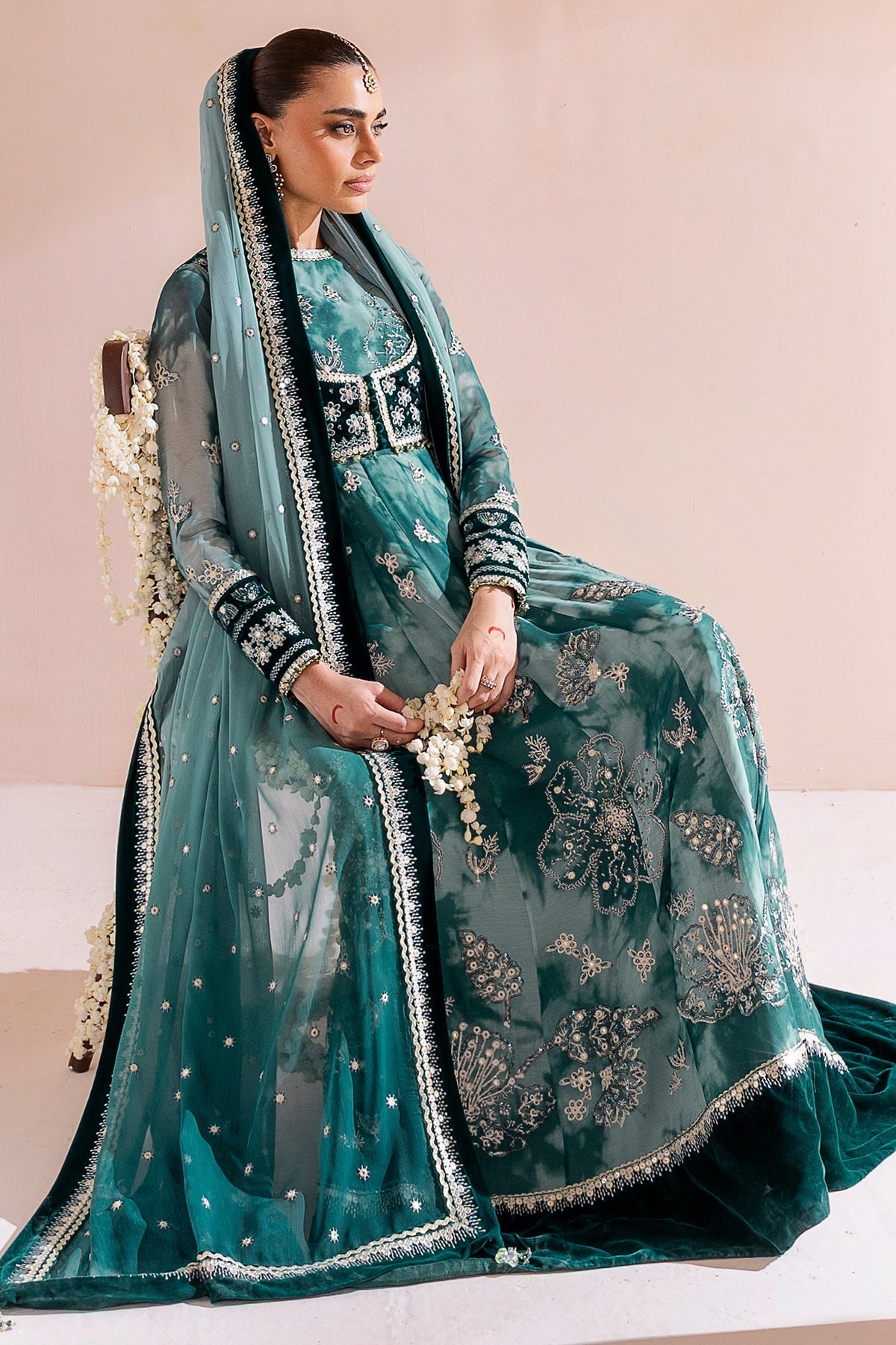 Jazmin CVF D-06 Style — Mairaz Three-Piece Suit