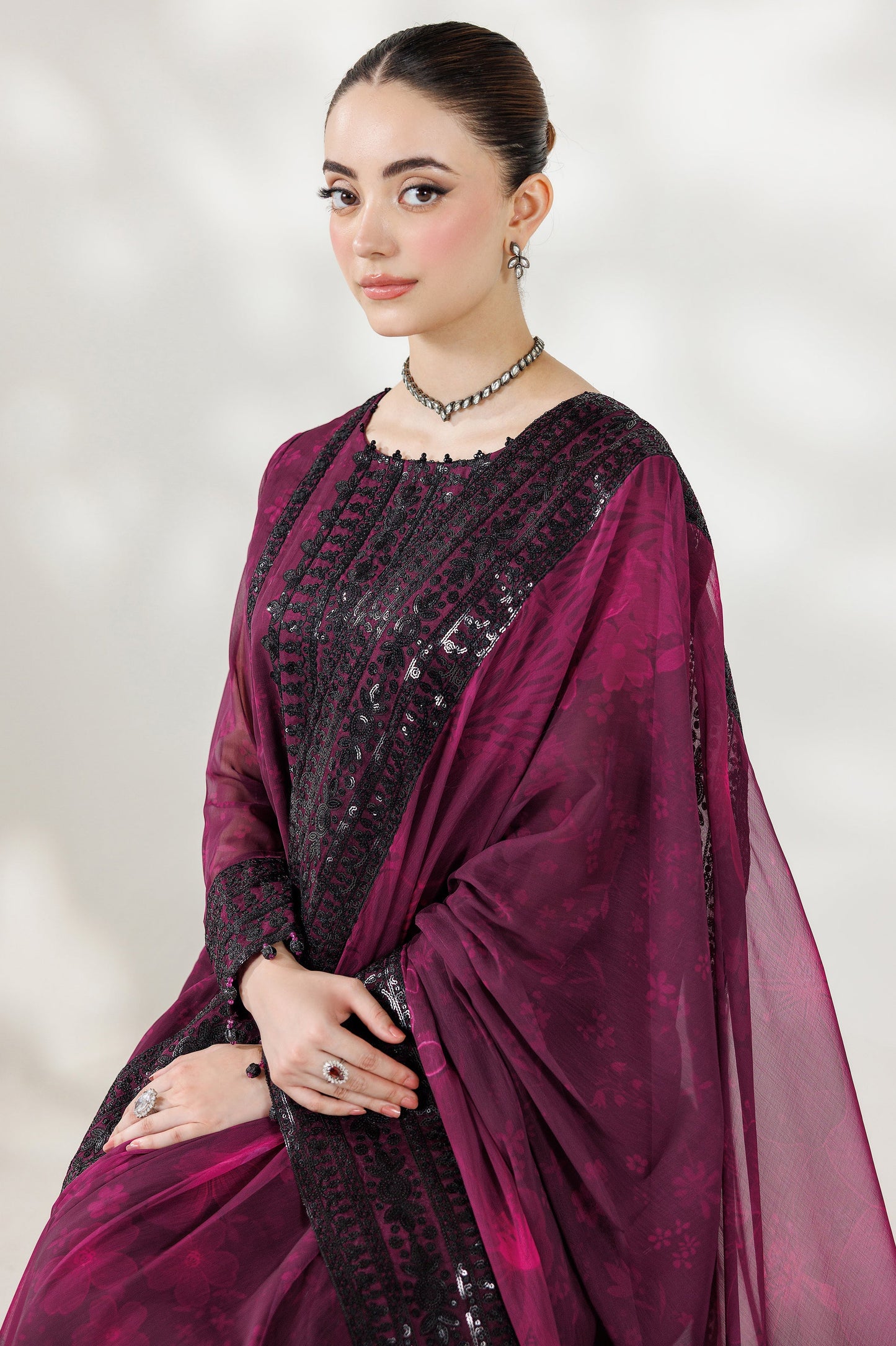 Farasha Violet Eclips Style — Mairaz Three-Piece Suit