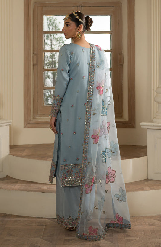 Emaan Adeel – Esra Style