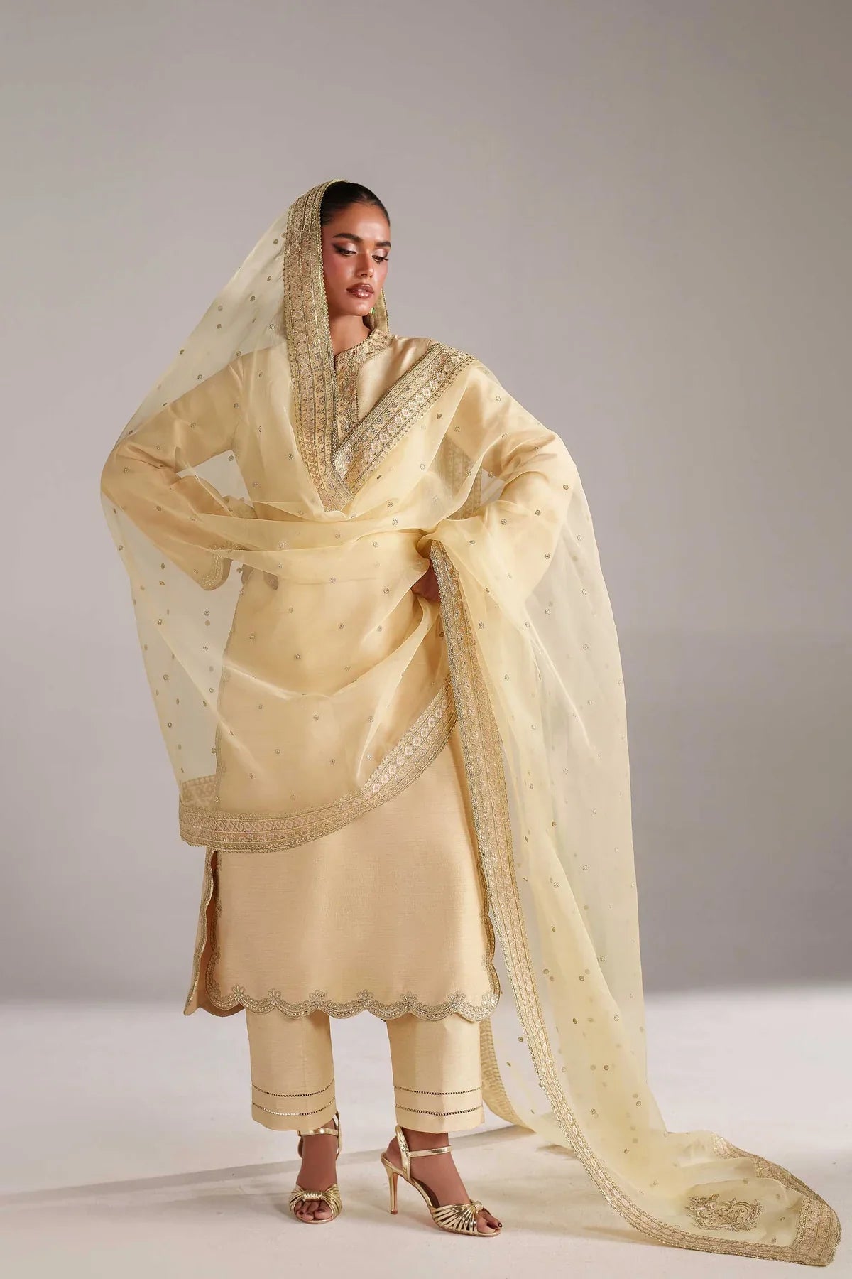 Akbar Aslam Ruhi Style — Mairaz Red Wedding Maxi