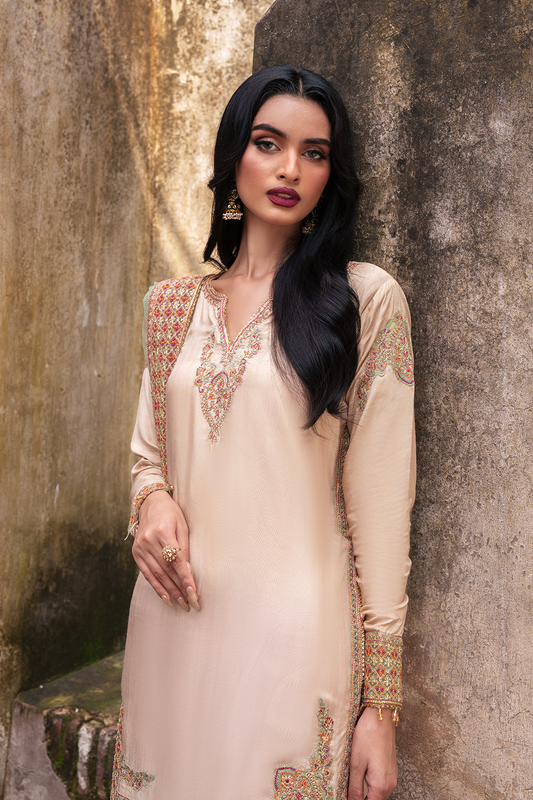 Saad Shaikh Sierra Style — Mairaz Skin Three-Piece Suit