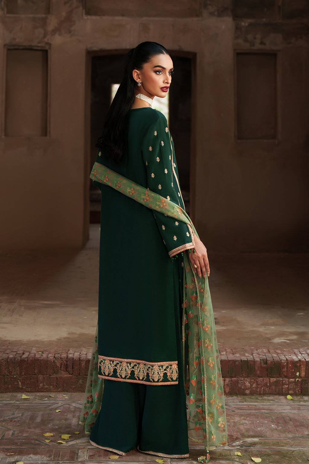 Saad Shaikh Emerald Style — Mairaz Bottle Green Three-Piece Suit