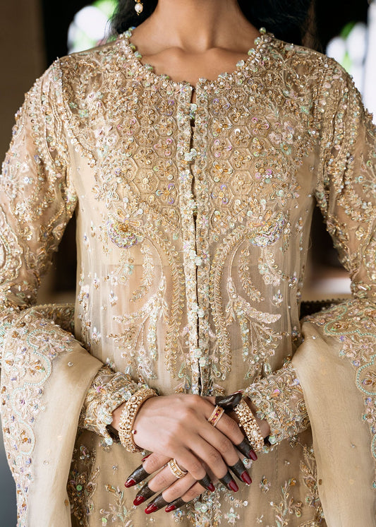 Kanwal Malik – Zarnab Style