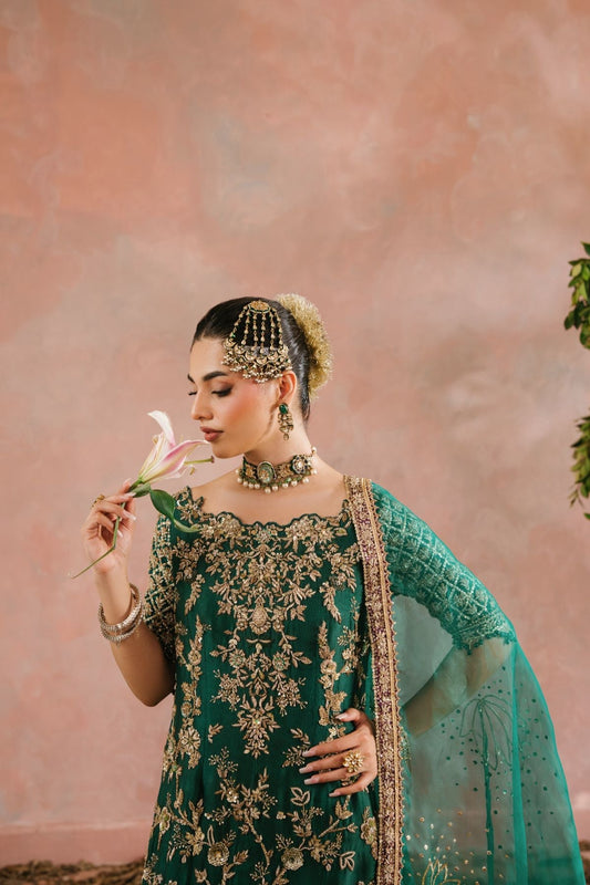 Sehrish Nadeem – Mehrma Style