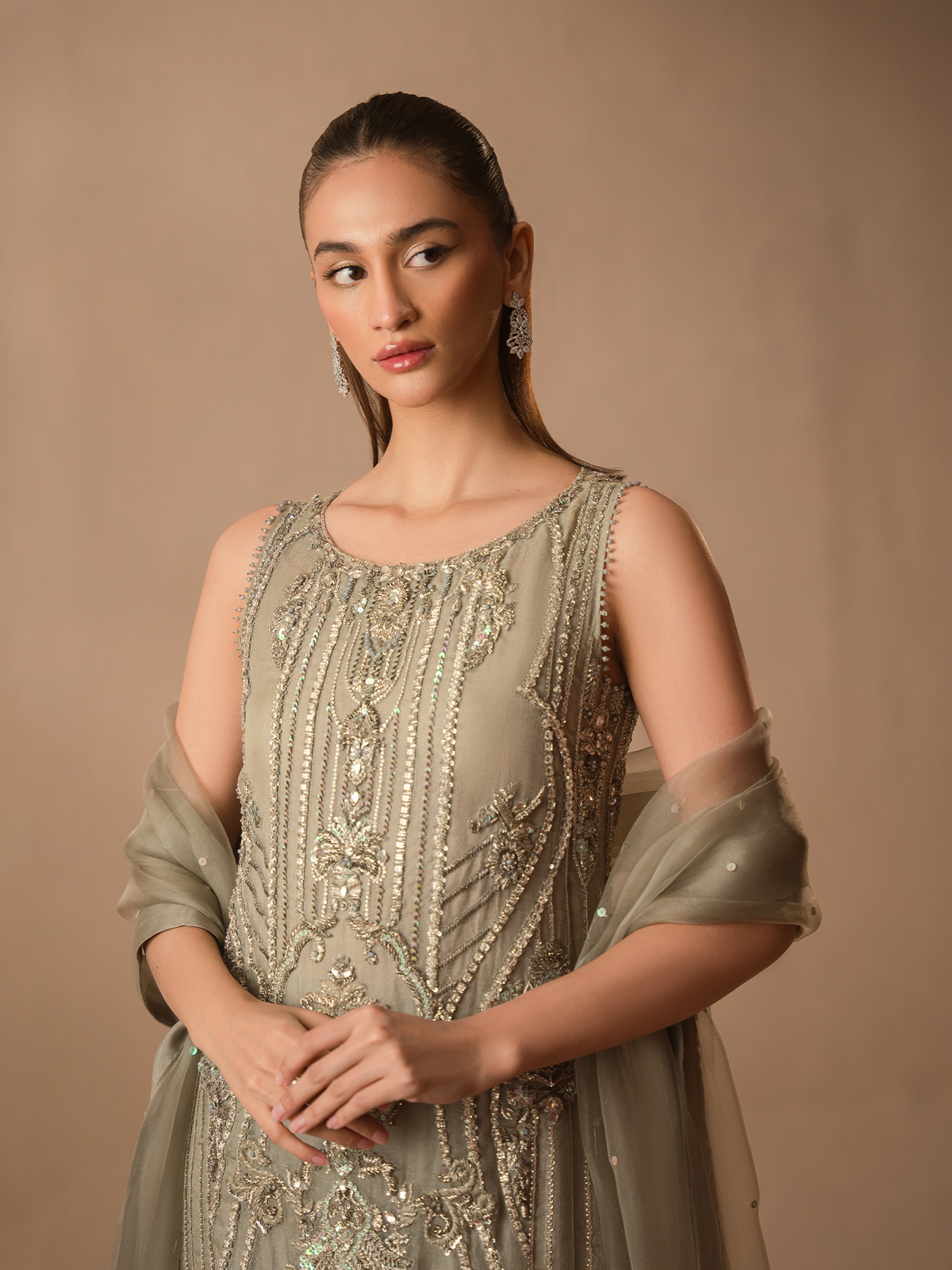 Abeera Usman – Silver Mint Style — source-design reference, additional view 6