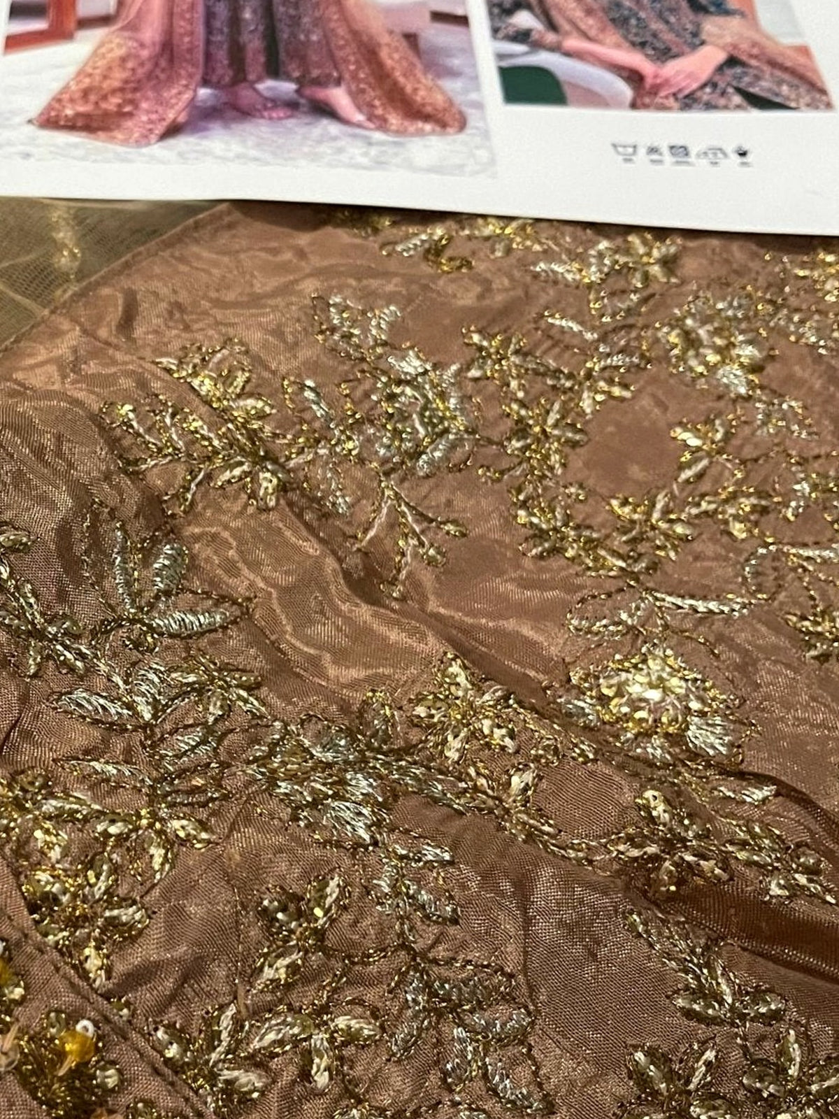 ZD01 Style dark emerald gold bridal detail reference
