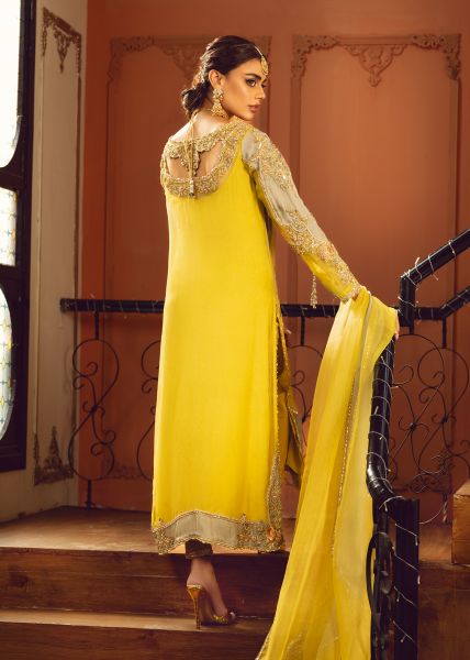 Sara Rohale Asghar Arched Blossom Style — Mairaz Sage & Jade Formal Ensemble