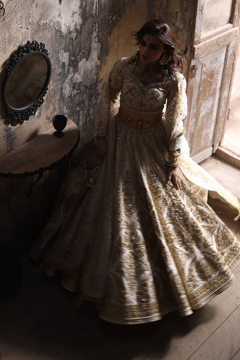 MNR Bibbojaan Style — Mairaz White & Gold Wedding Maxi