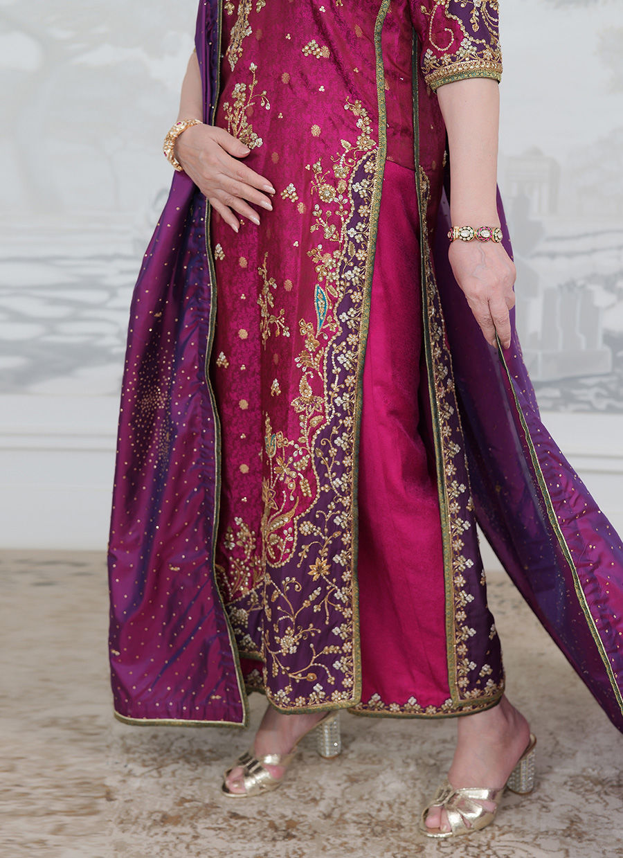 Farah Talib Aziz Bita Style — Mairaz Magenta & Purple Kurta