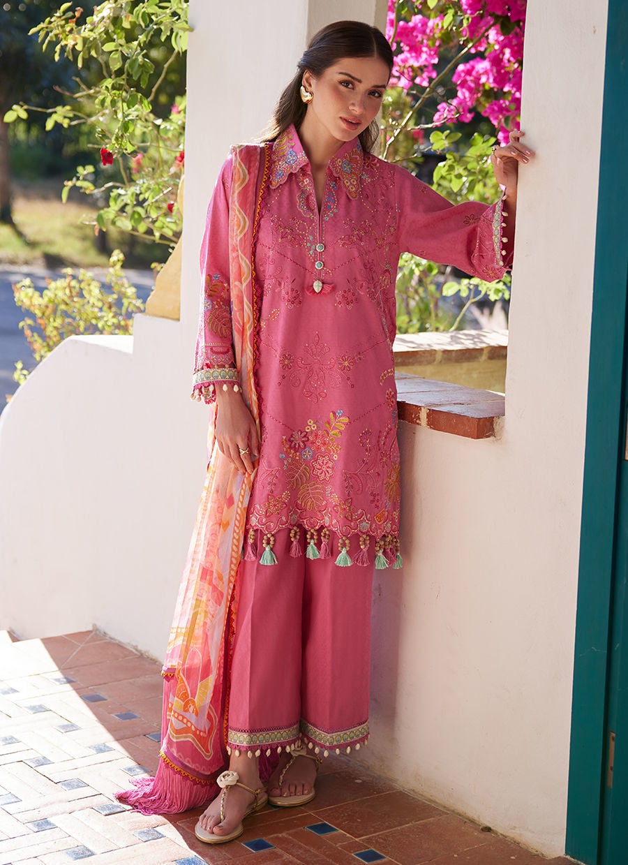 Farah Talib Aziz Palmira Style — Mairaz Pink Lawn Suit