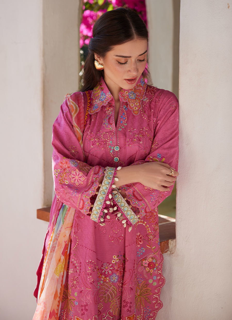 Farah Talib Aziz Palmira Style — Mairaz Pink Lawn Suit