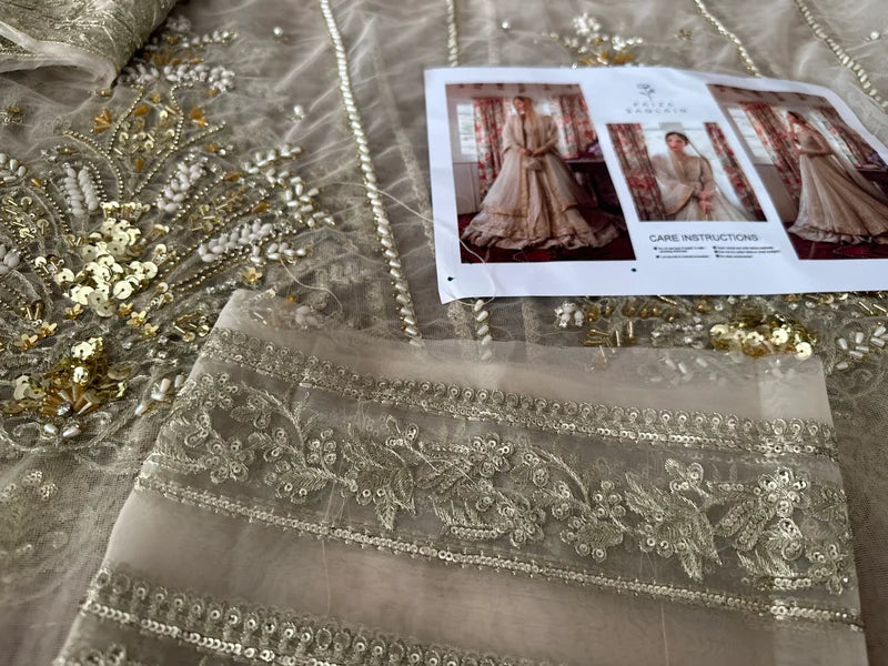 Faiza Saqlain – Anamta Style, border embroidery detail