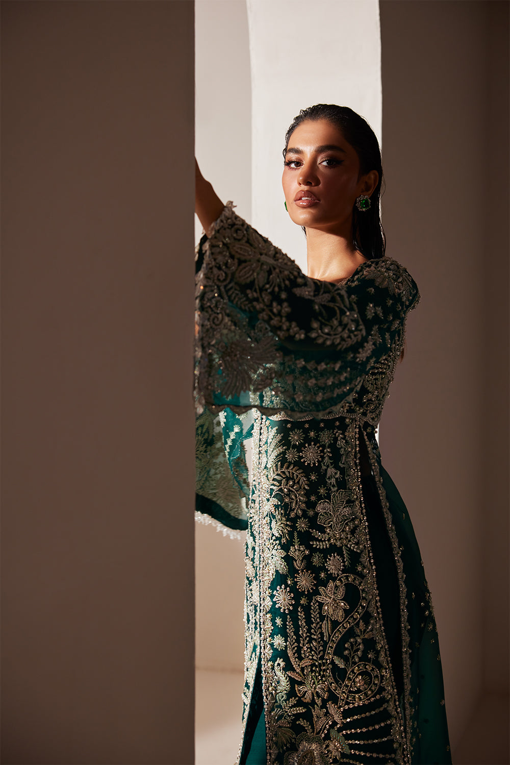 Soraya Luxe style — Mairaz emerald green gown reference, view 4 of 5