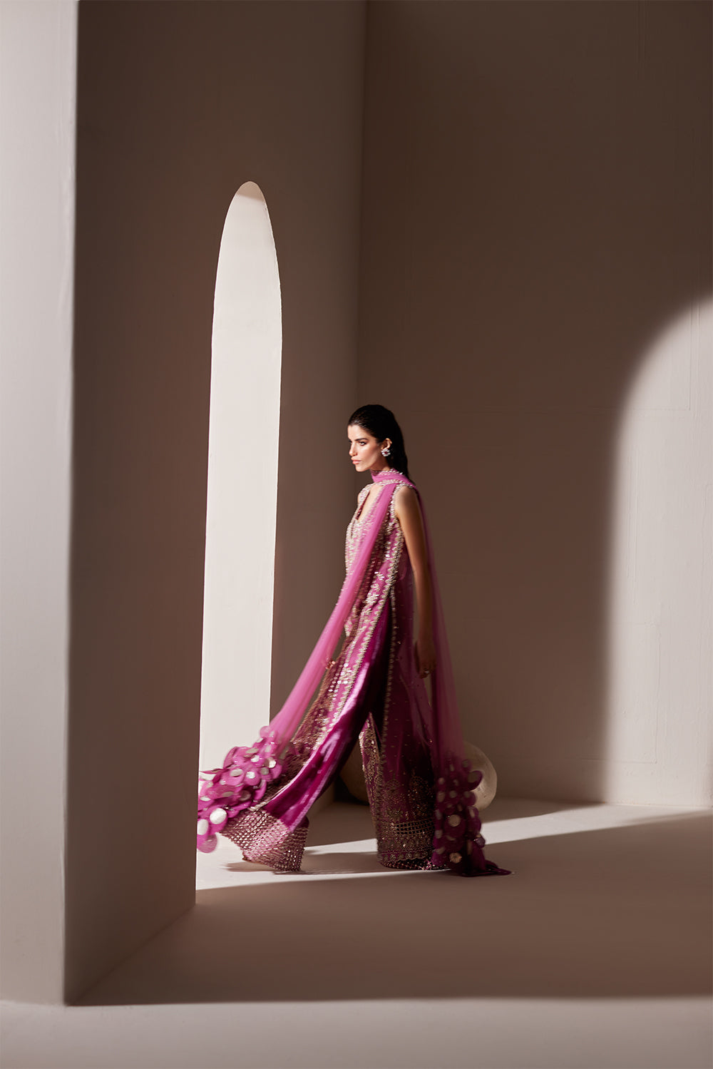 Soraya – Verdant Style (Dusty Rose Magenta) — Mairaz reproduction, product view 6 of 6