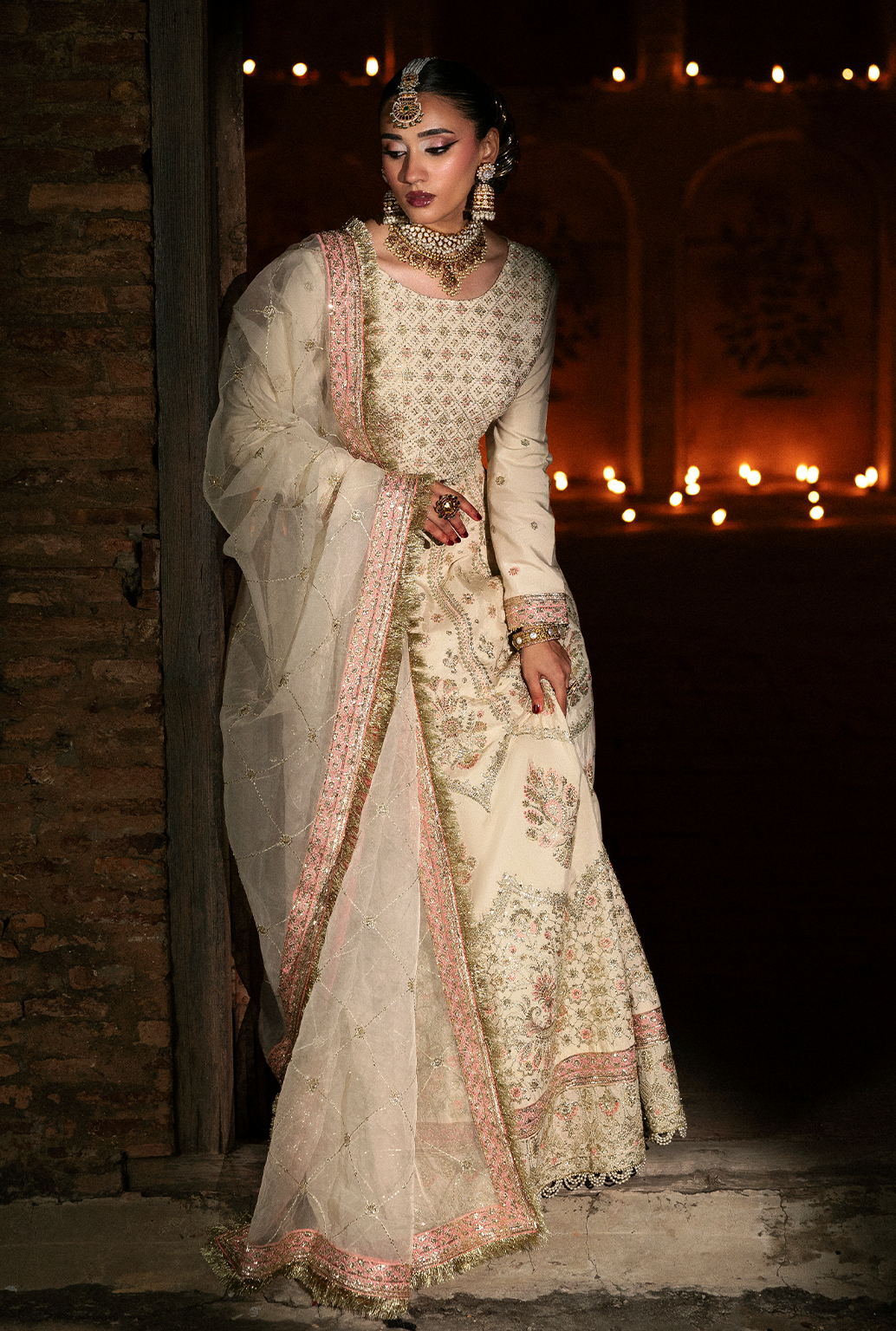 Saad Shaikh Sitara Style — Mairaz Off-White Lehenga