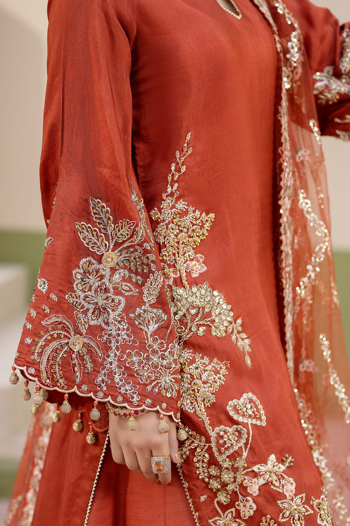 Maryams Mehrosh-HRI-8598 Style — Mairaz Three-Piece Suit