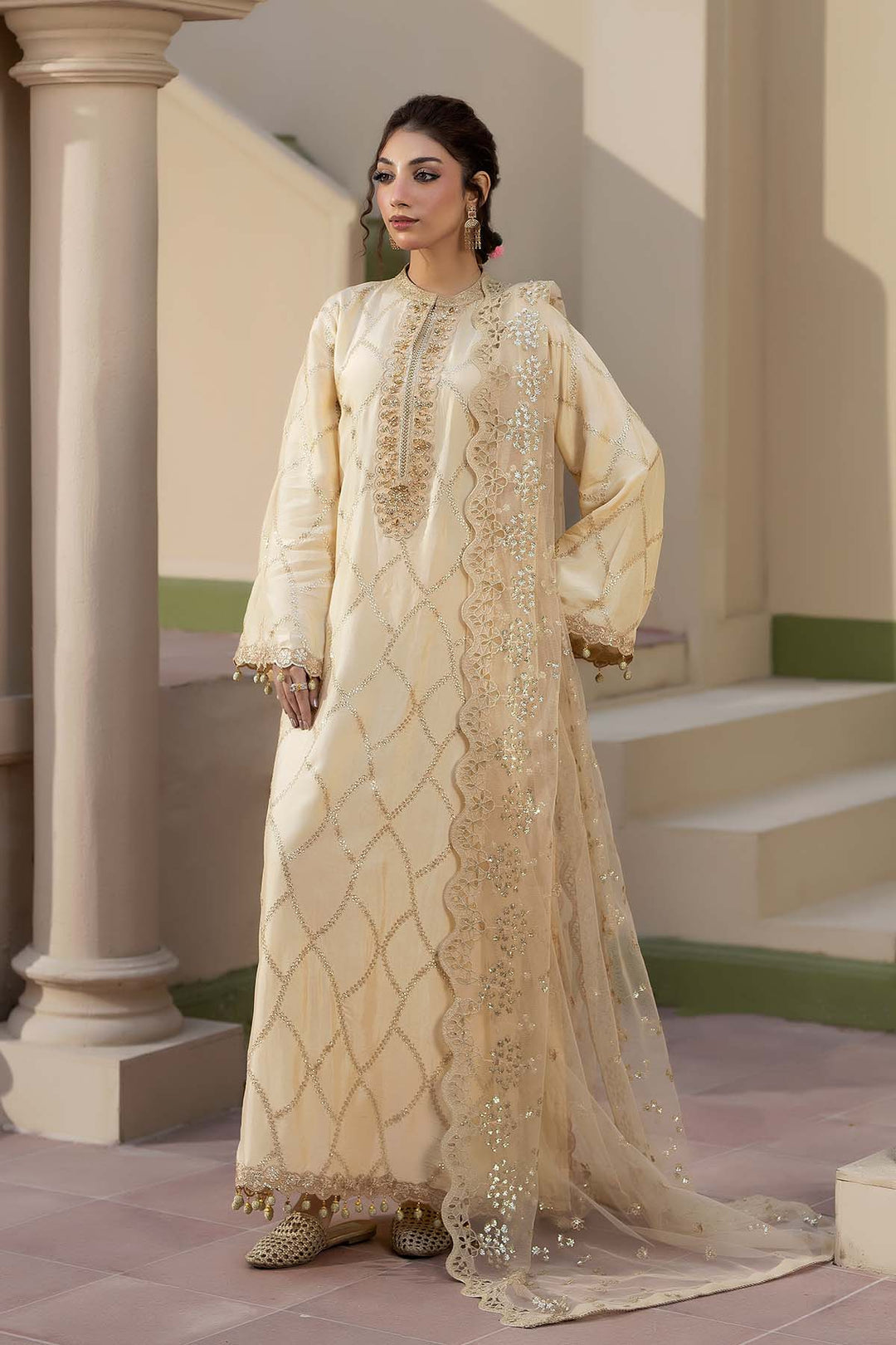 Maryams Noor-E-Safa HRI-8597 Style — Mairaz Three-Piece Suit