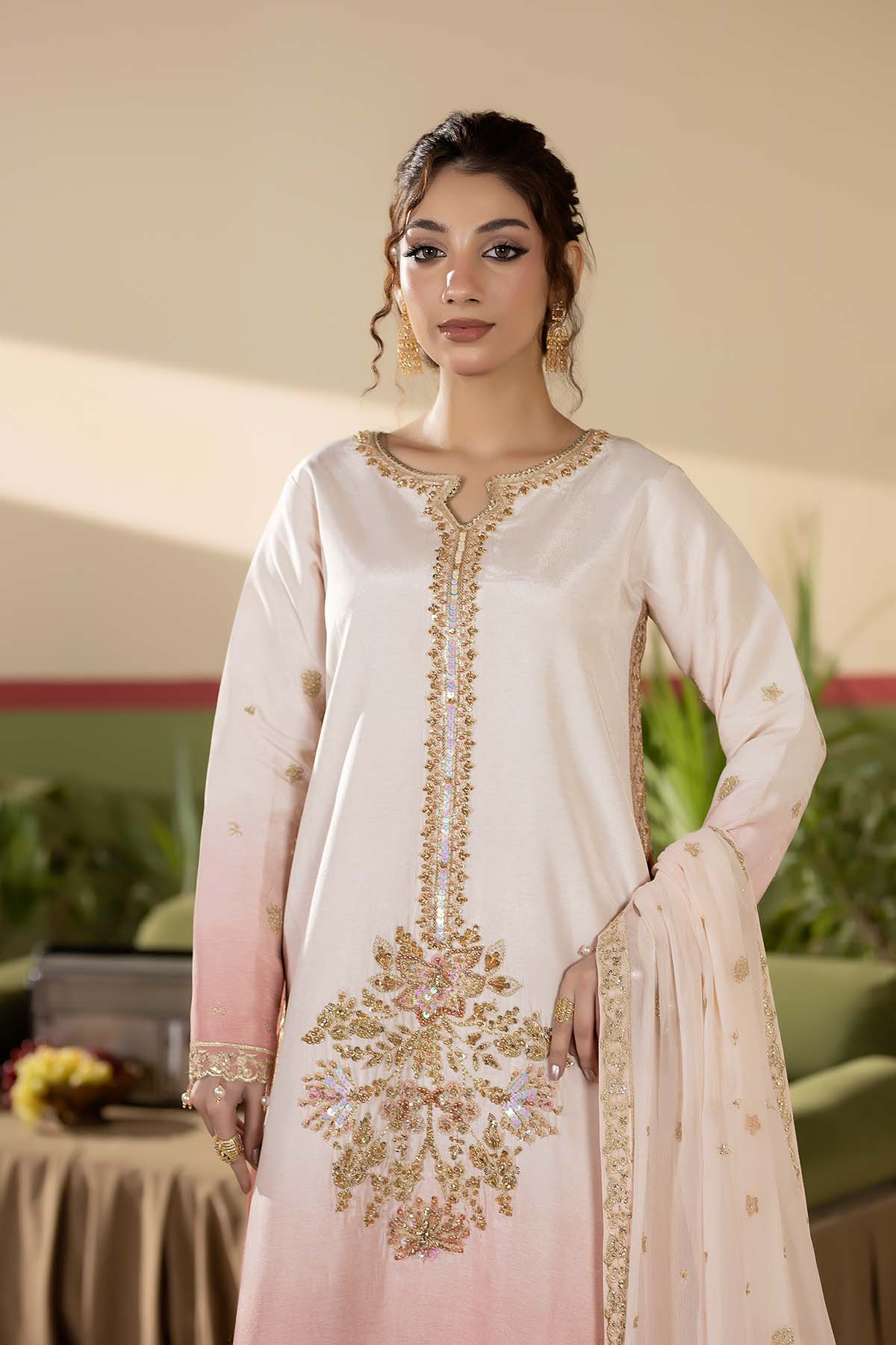 Maryams Sheesham-HRI-8595 Style — Mairaz Three-Piece Suit