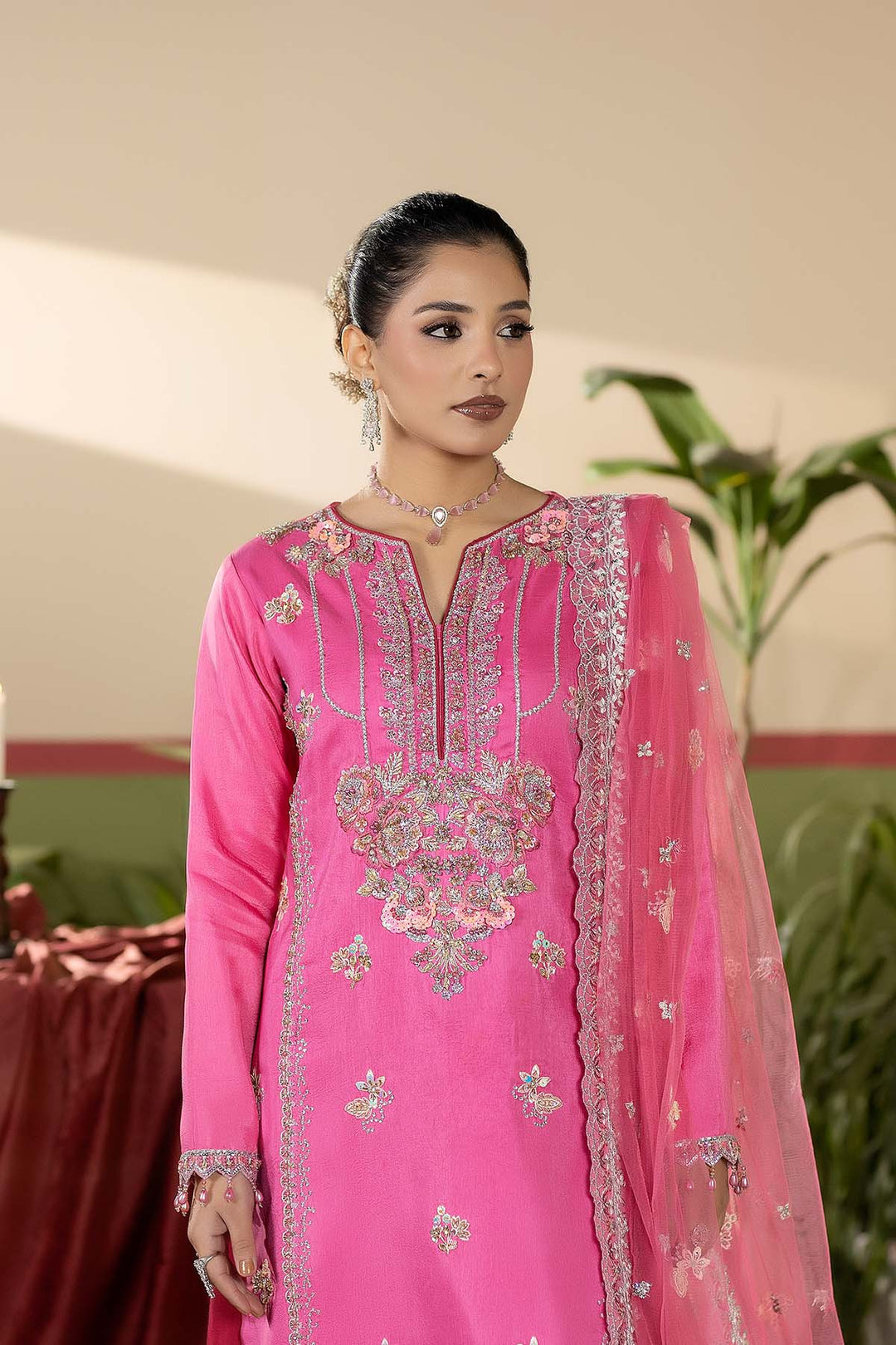 Maryams Gul-E-Rang HRI-8592 Style — Mairaz Three-Piece Suit