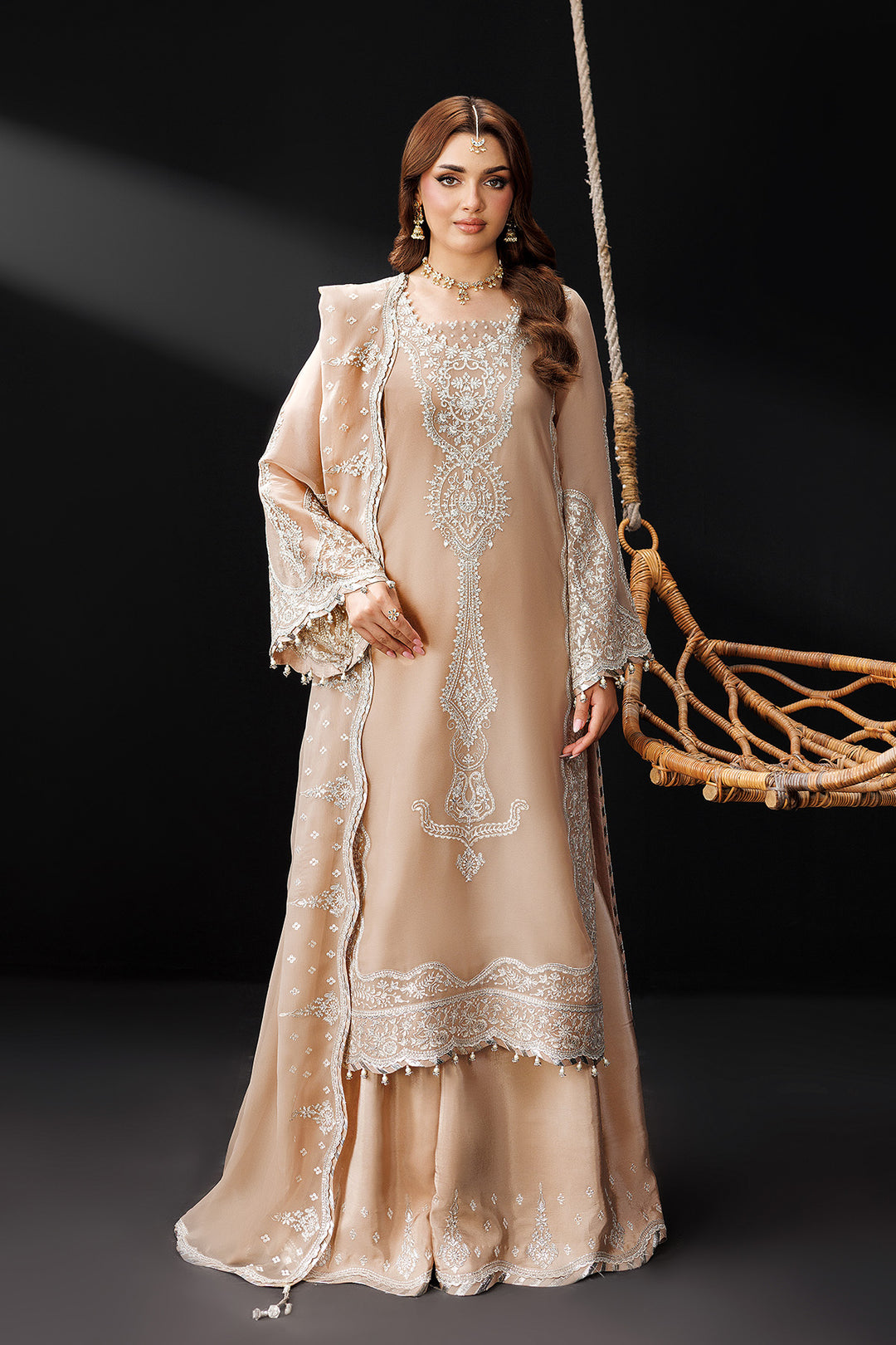 Alizeh Gilded Lace Style — Mairaz Three-Piece Suit