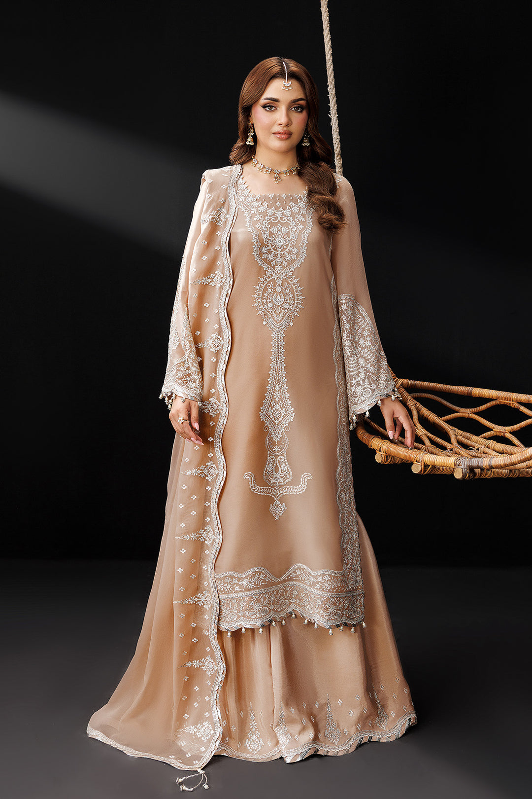 Alizeh Gilded Lace Style — Mairaz Three-Piece Suit
