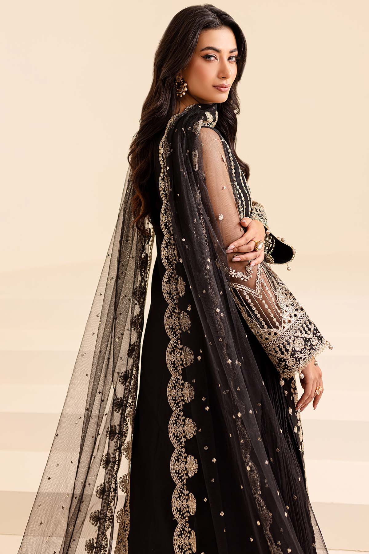 Farasha Coral Charm Style — Mairaz Three-Piece Suit