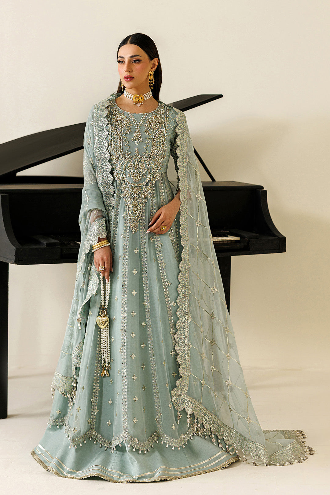 Alizeh Sinoor Style — Mairaz Three-Piece Suit