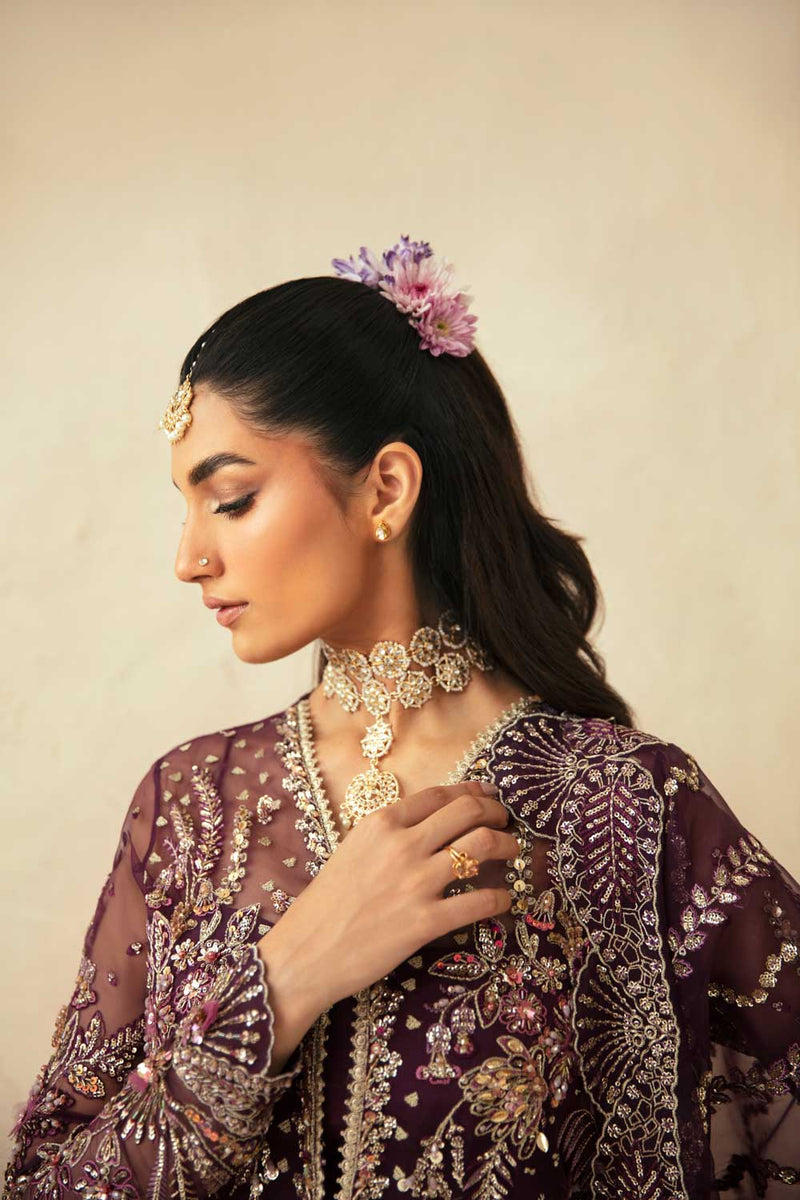 Akbar Aslam Aureus U-1567 Style — Mairaz Three-Piece Suit