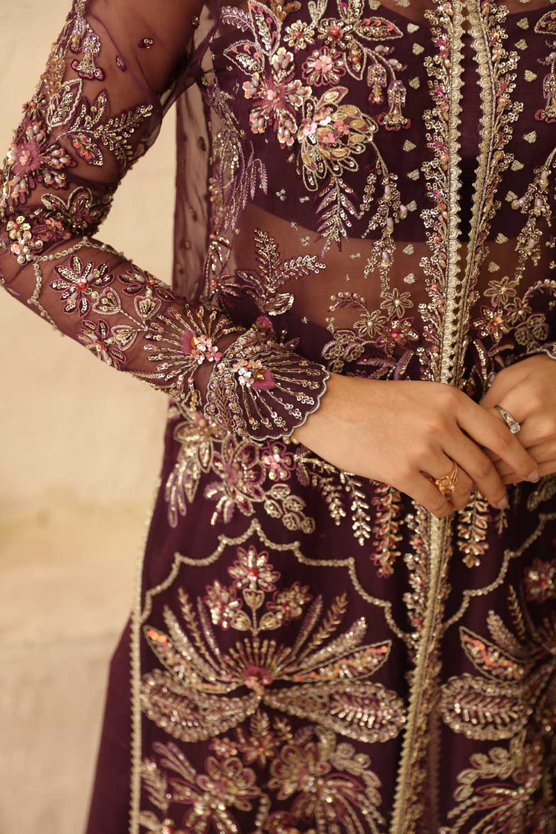 Akbar Aslam Aureus U-1567 Style — Mairaz Three-Piece Suit