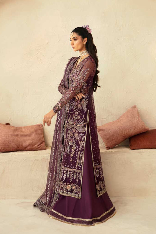 Akbar Aslam Aureus U-1567 Style — Mairaz Three-Piece Suit