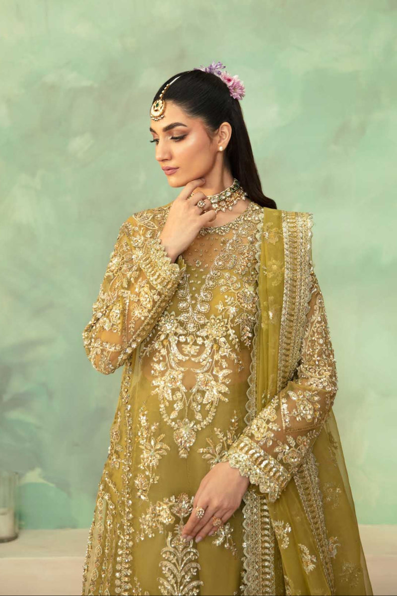 Akbar Aslam Seraph U-1566 Style — Mairaz Three-Piece Suit