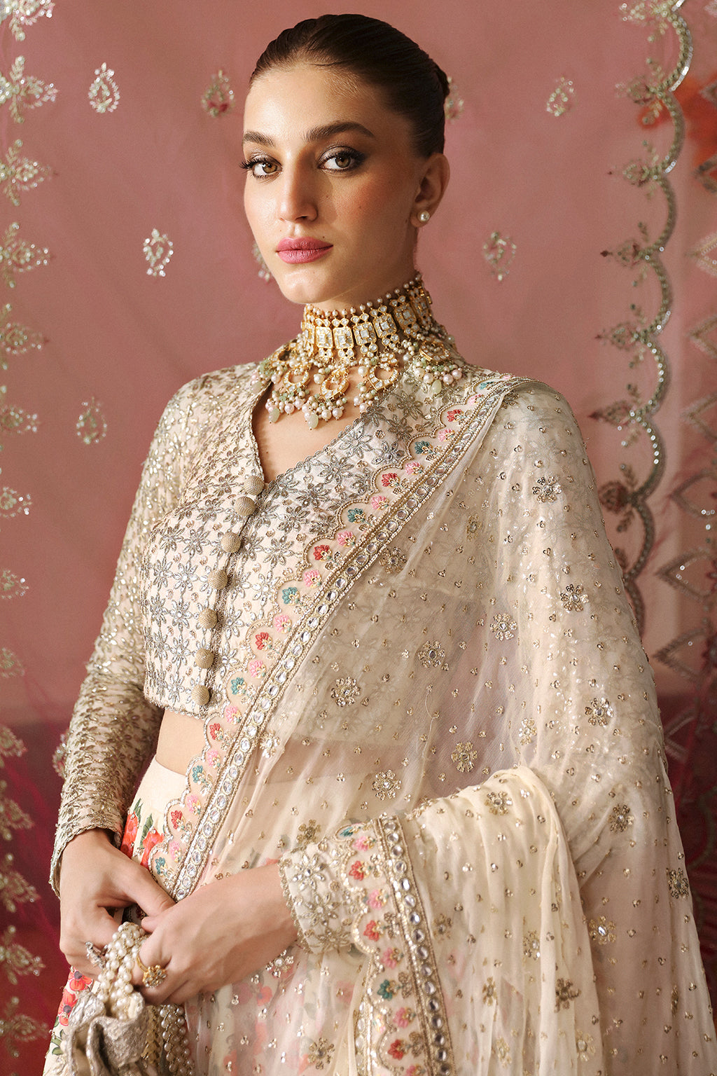 Afrozeh Gulnar Style — Mairaz Off White Three-Piece Suit
