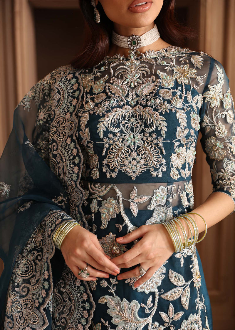 Akbar Aslam Calista U-1553 Style — Mairaz Sharara