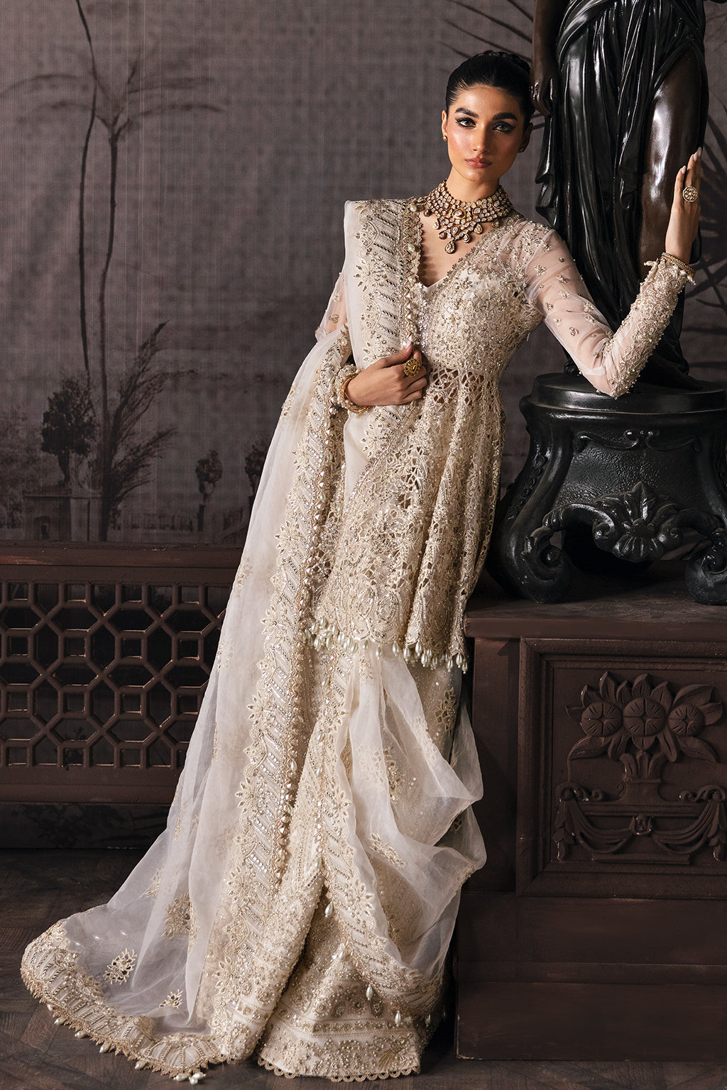 Afrozeh Helena Style — Mairaz Off White Wedding Maxi