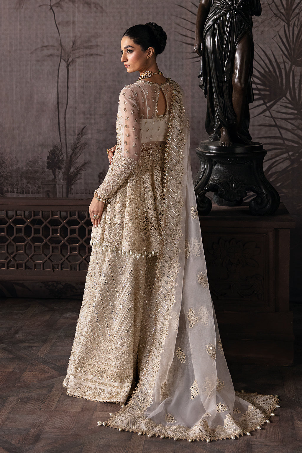 Afrozeh Helena Style — Mairaz Off White Wedding Maxi