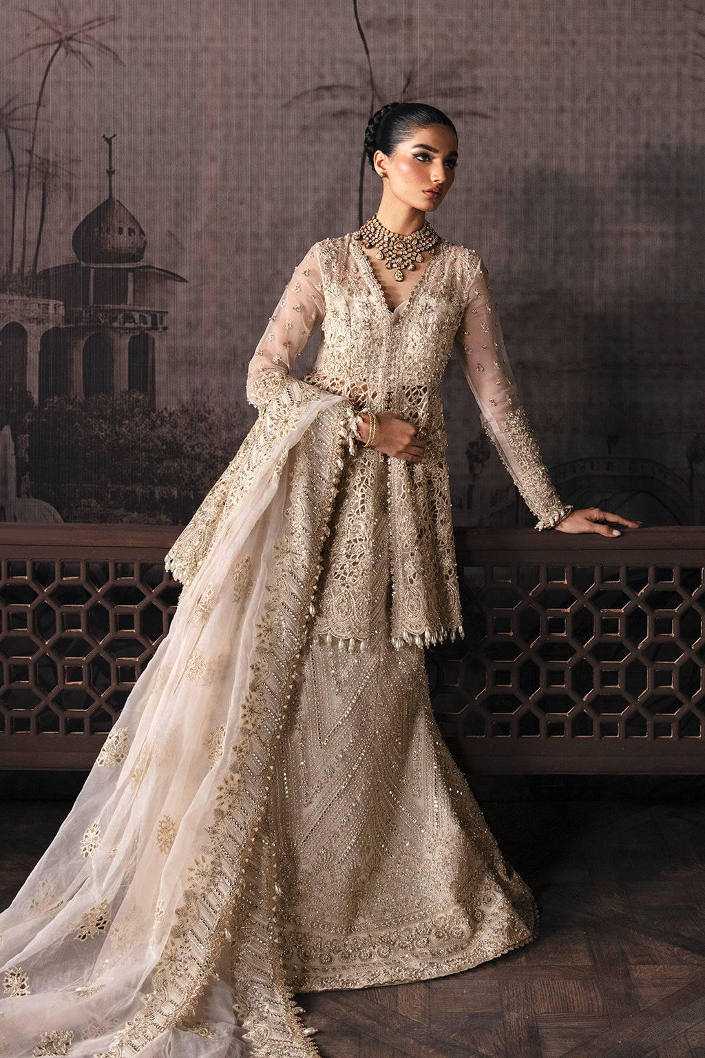Afrozeh Helena Style — Mairaz Off White Wedding Maxi
