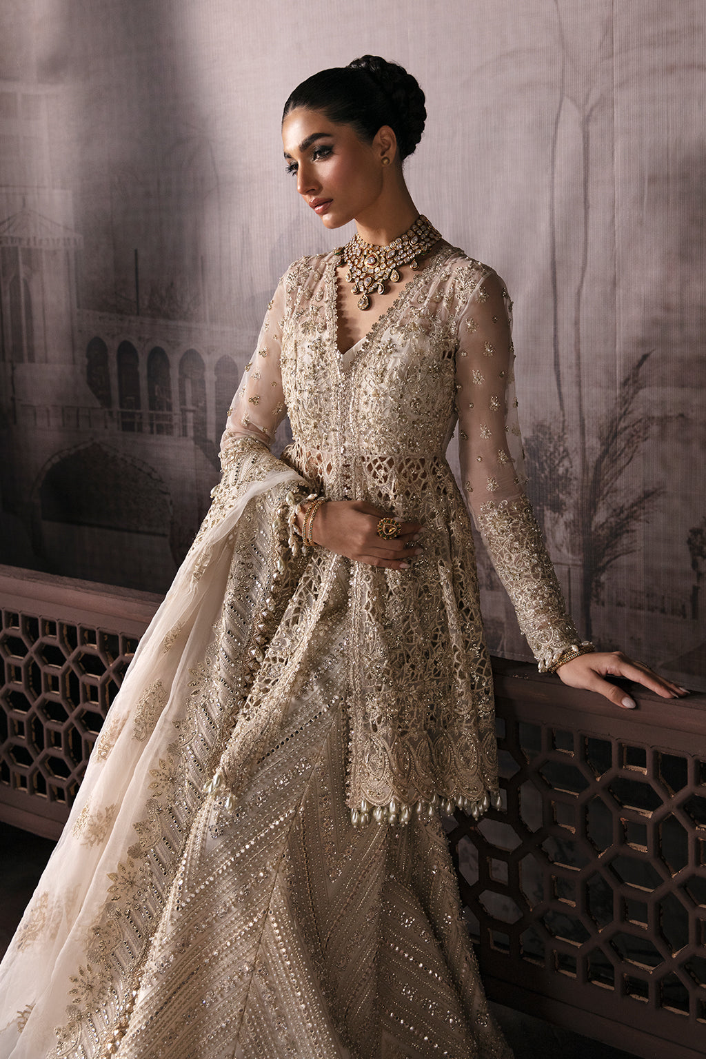 Afrozeh Helena Style — Mairaz Off White Wedding Maxi