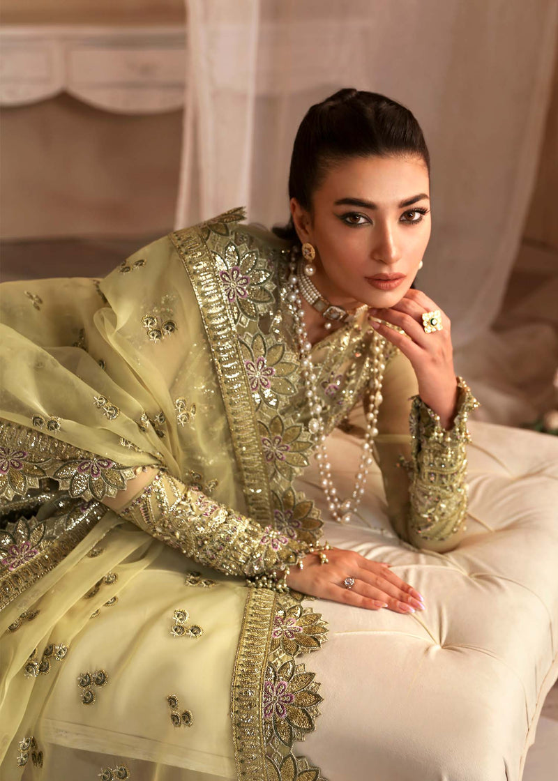 Akbar Aslam Seren U-1546 Style — Mairaz Three-Piece Suit