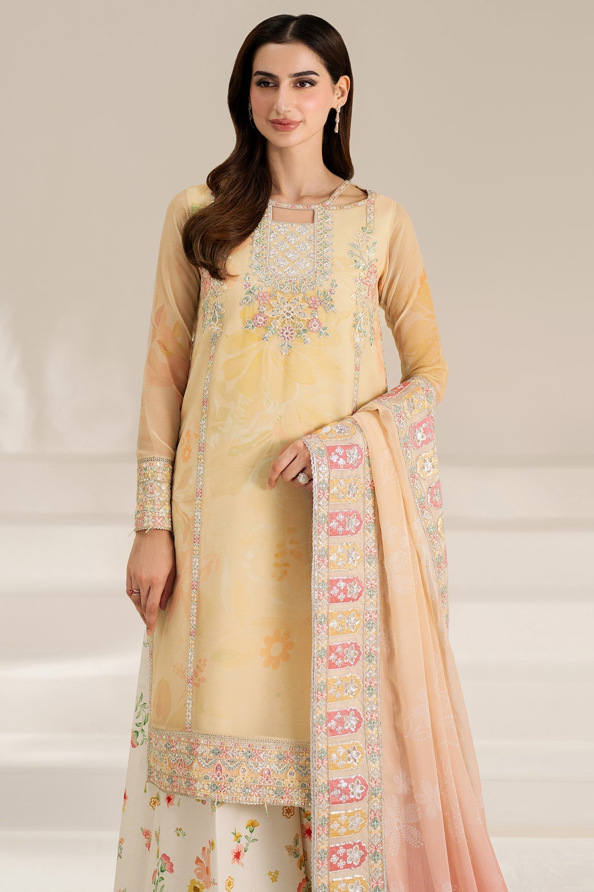 Farasha Floral Ray Style — Mairaz Three-Piece Suit
