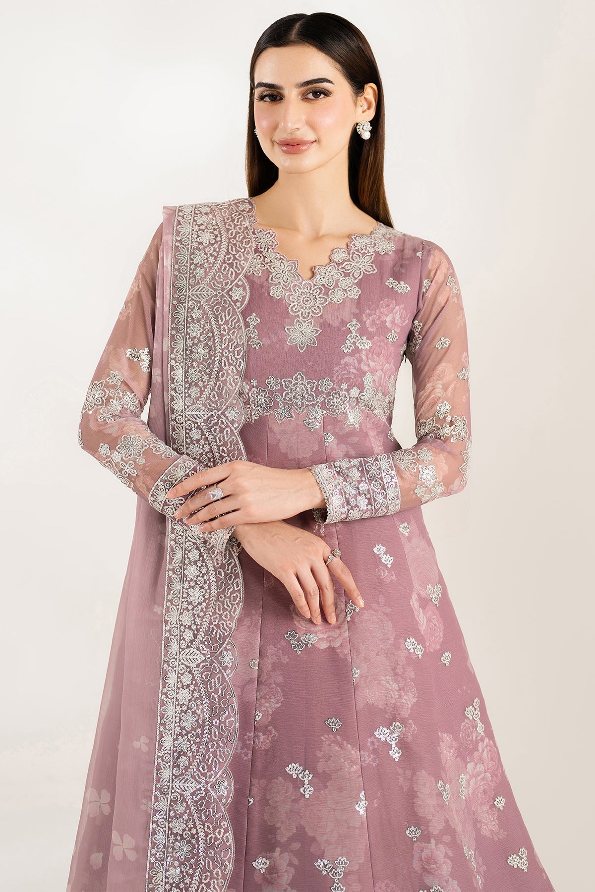 Farasha Rosy Spark Style — Mairaz Three-Piece Suit