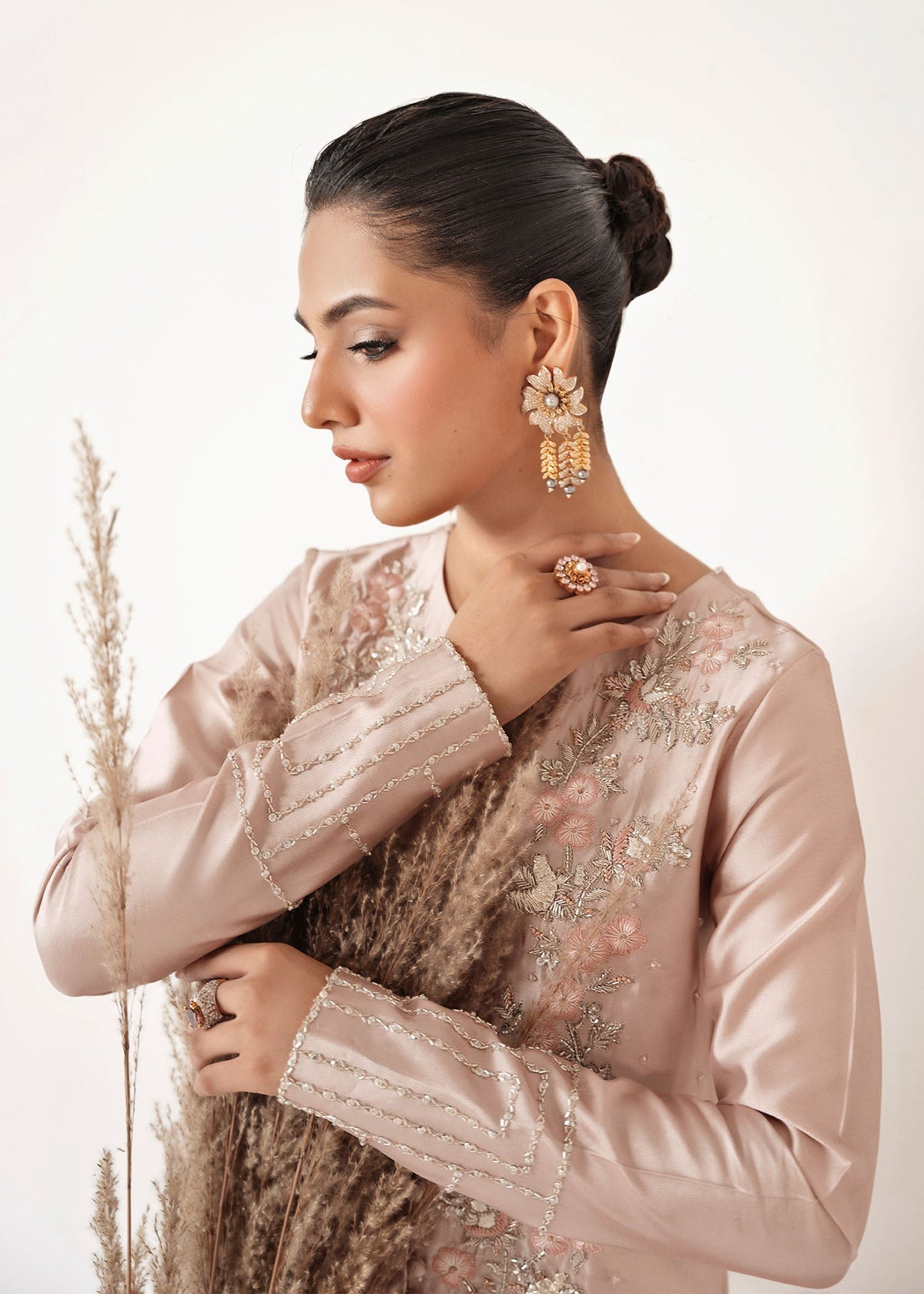 Ember pink kaftan, reference outfit photograph 3 — Made by Mairaz reproduction