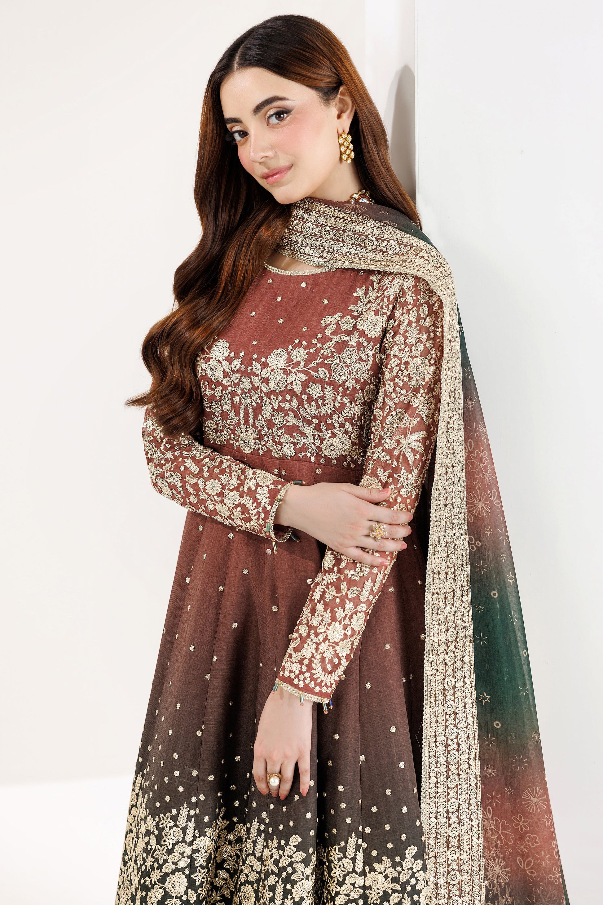 Farasha Rustic Glow Style — Mairaz Three-Piece Suit