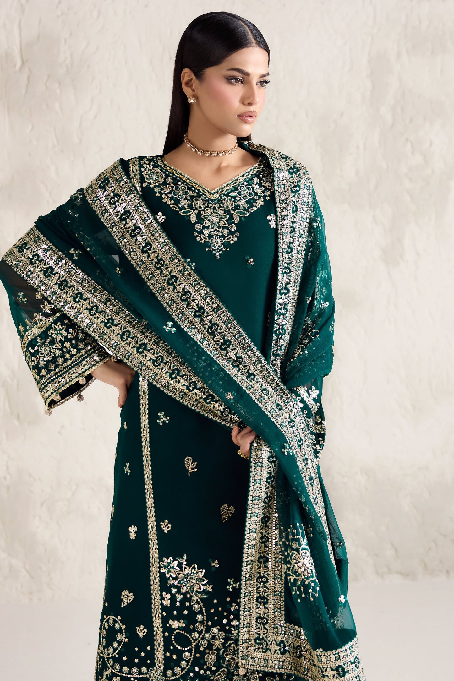 Farasha Gold Radiance Style — Mairaz Three-Piece Suit