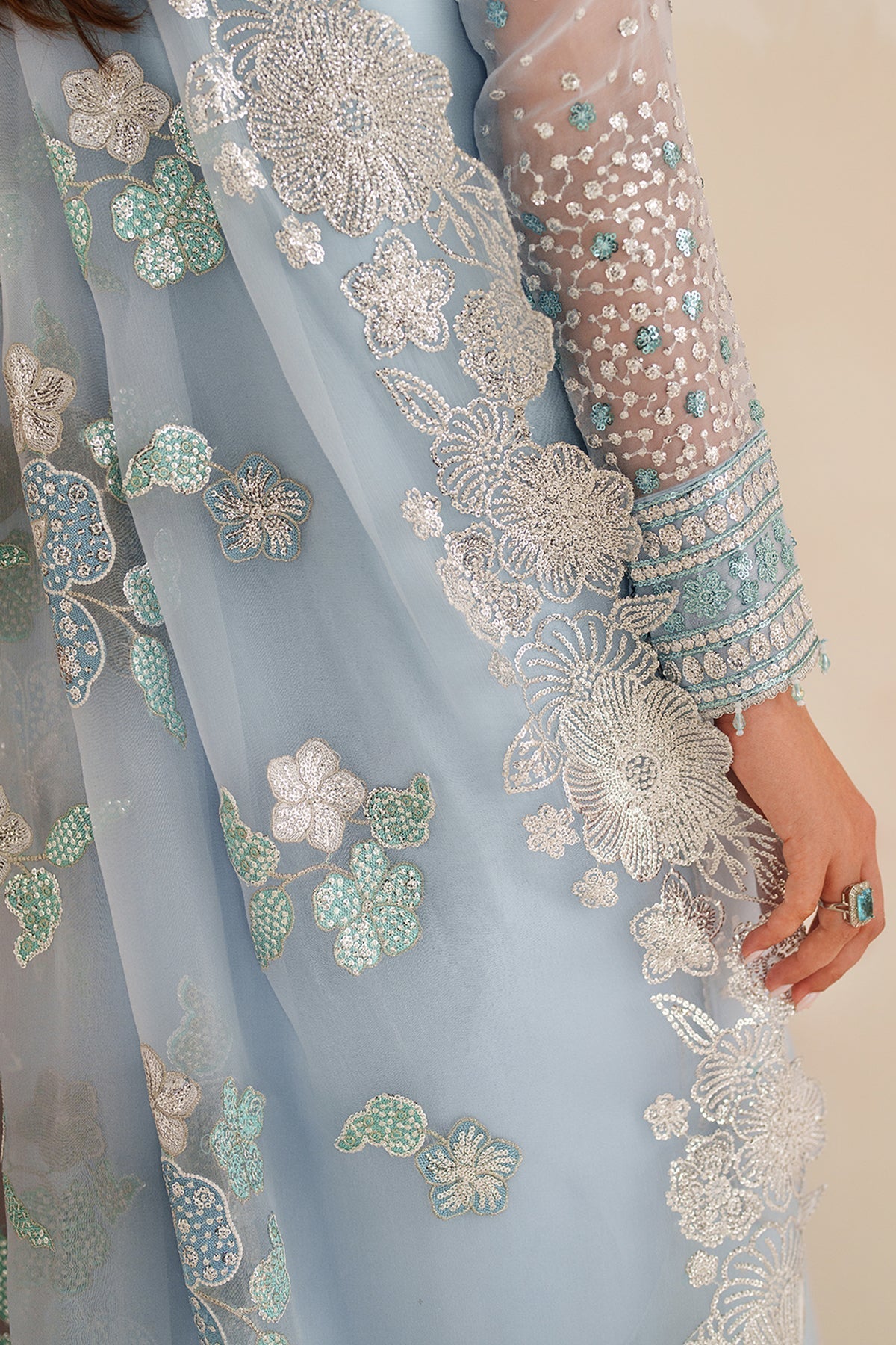 Farasha Frosted Mist Style — Mairaz Three-Piece Suit