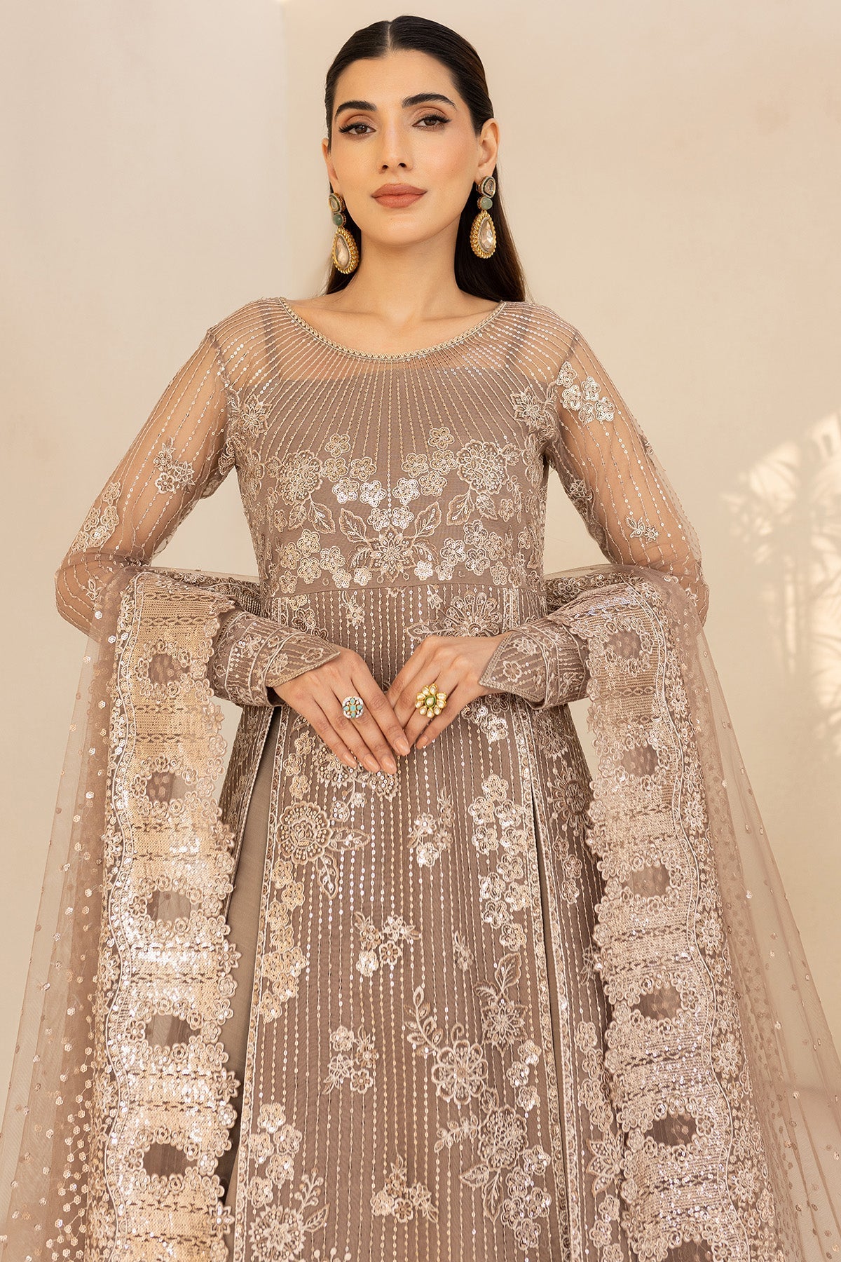 Farasha Misty Grace Style — Mairaz Three-Piece Suit