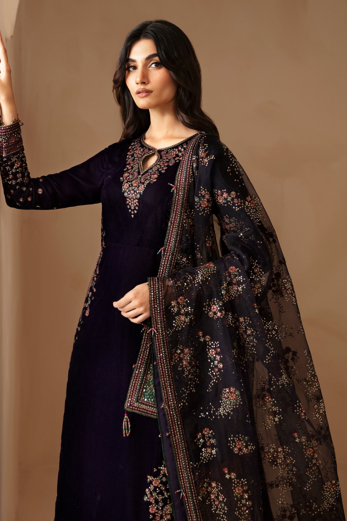 Jazmin VF-2027 Style — Mairaz Three-Piece Suit