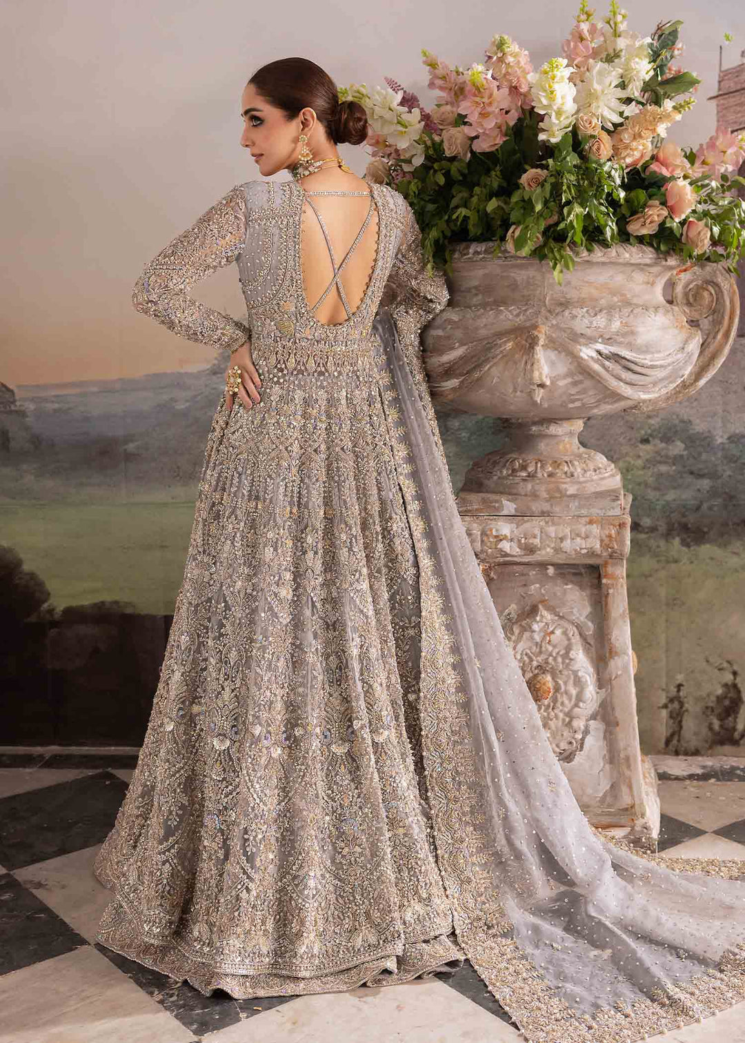 Kanwal Malik – Tania Style